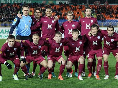 Ruslan Abışovun komandası öz meydanında xal itirdi